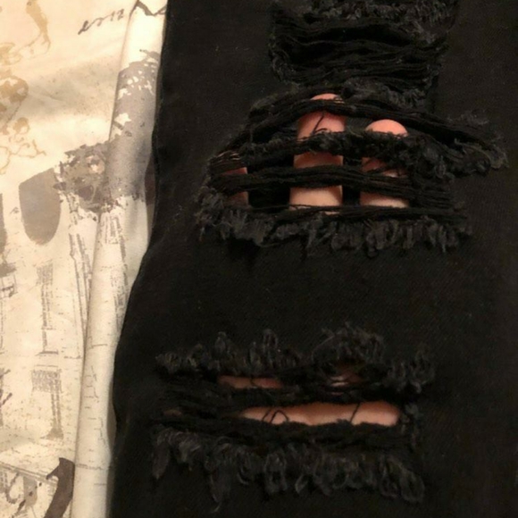 Black mom Jean's! - Picture 2 of 2